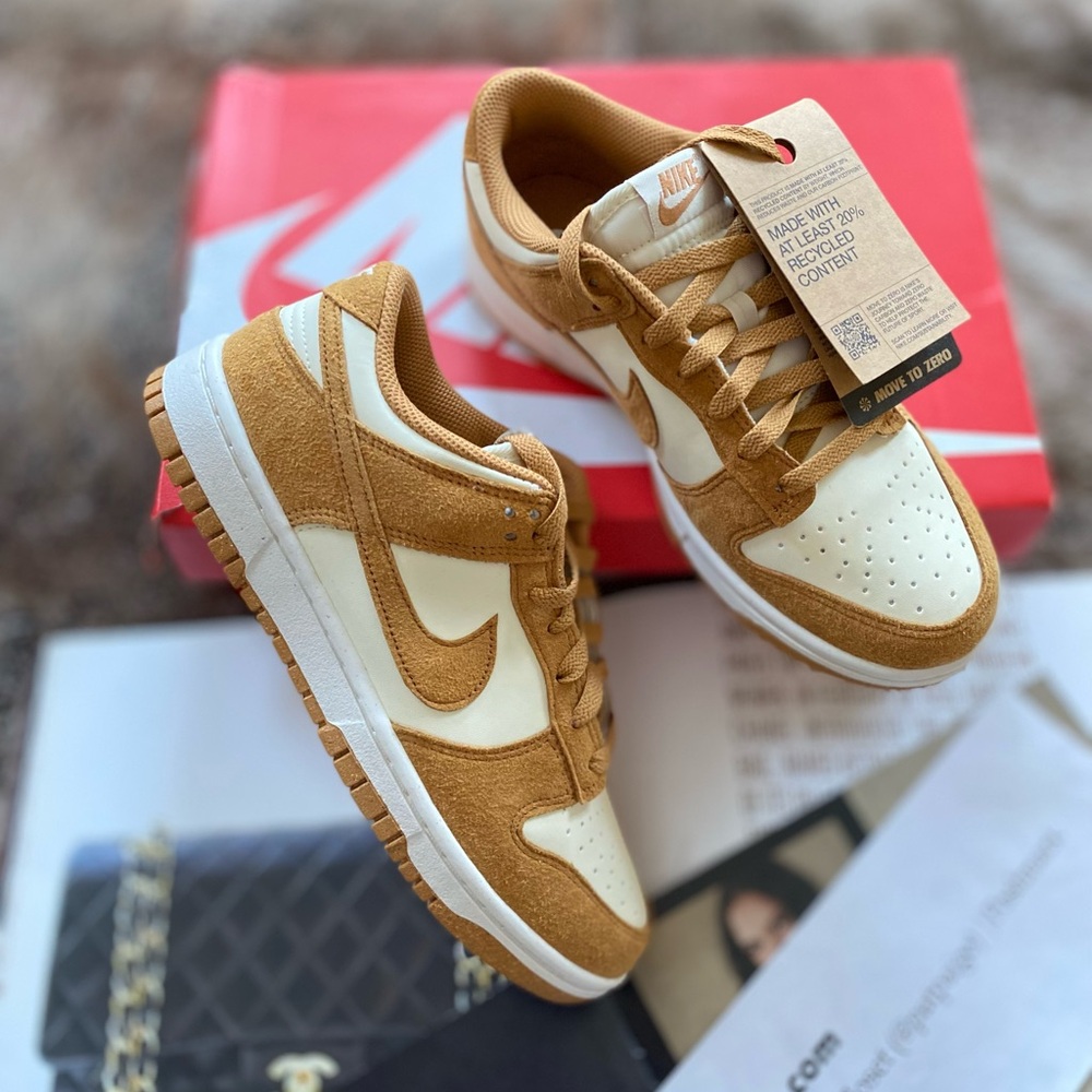 Nike Dunk Low Sneakers - Picture 1 of 16